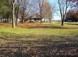 2135 62nd St, Fennville, MI 49408