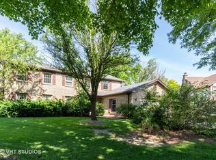 459 Butterfield Ct, Hoffman Estates, IL 60067