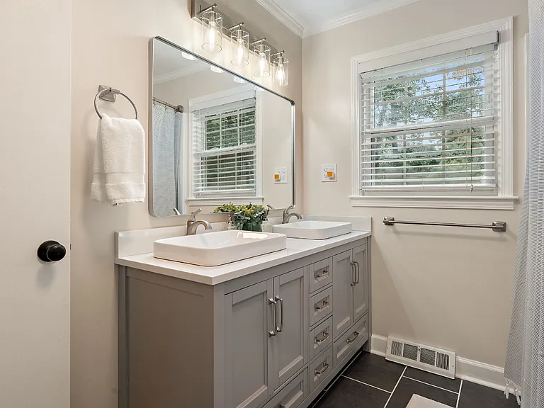 2786 Birchwood Dr — Photo 33