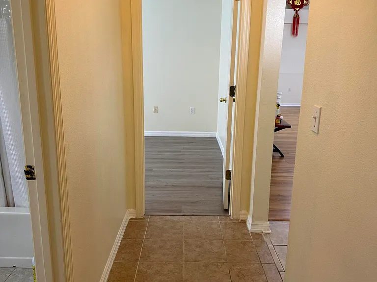 1178 White Oak Cir — Photo 16