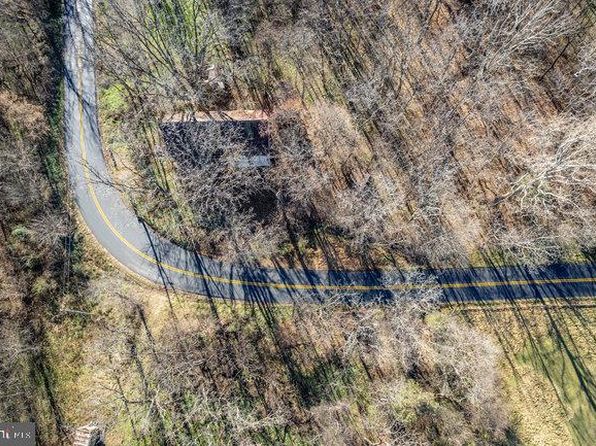 2410 Mauzy Athlone Rd, Broadway, VA 22815