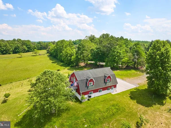8011 Leeds Manor Rd, Marshall, VA 20115