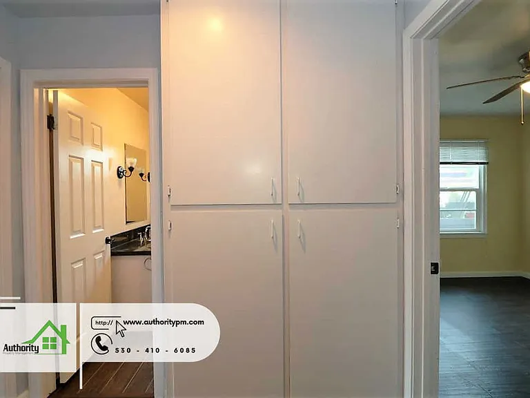 875 Lakeview Dr — Photo 23