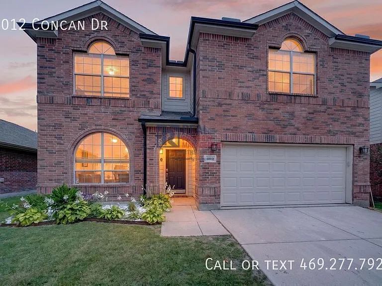 1012 Concan Dr — Photo 1