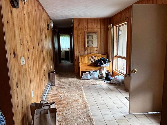 4th image of 1528 S Forest Ln