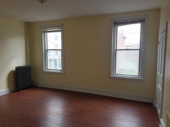 2nd image of 412 N 41st St #2