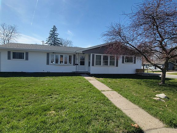 2nd image of 2319 Burnett Ave
