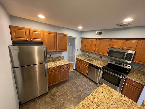 3rd image of 11315 Commonwealth Dr APT 301