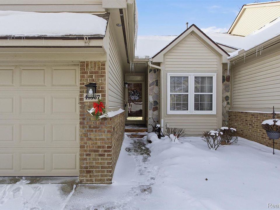 1st image of 41867 Cantebury Dr