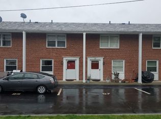 95 Niles Hill Rd, New London, CT 06320