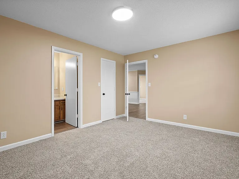 619 Ranch Hill Dr — Photo 21