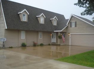 6150 85th St, Dalton City, IL 61925