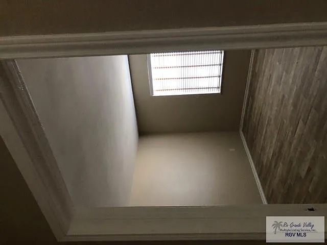 1 bed, 1.5 bath, 711 sqft, $1,200 — Photo 4