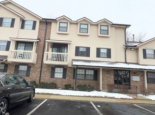 1482 W Jefferson Ave Unit E, Naperville, IL