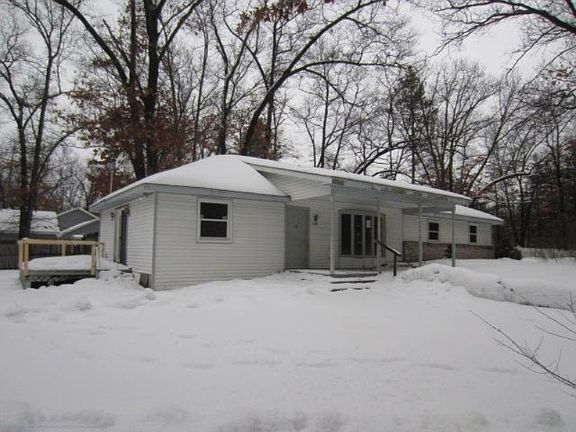 2nd image of 13402 Lincoln Lake Ave