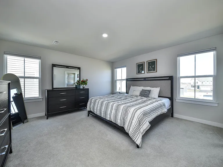 328 Carole St — Photo 11