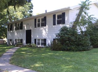 3 Davis Rd, Binghamton, NY 13901