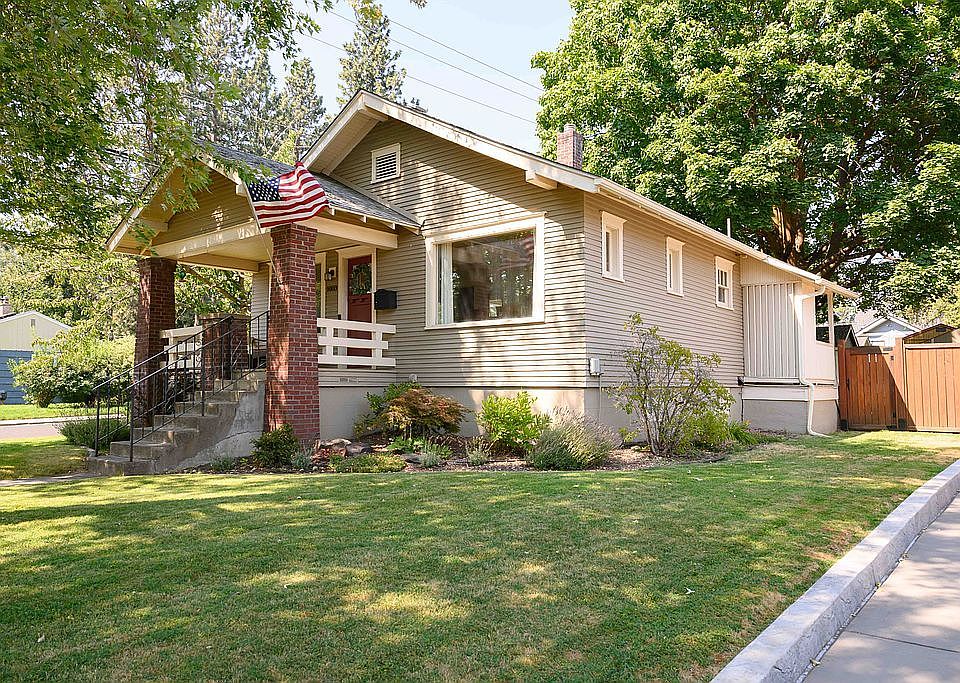 1st image of 1003 E 33rd Ave