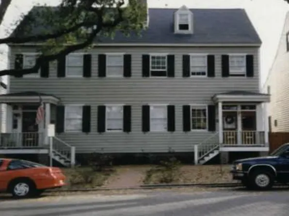 511 E Jones St #A, Savannah, GA 31401