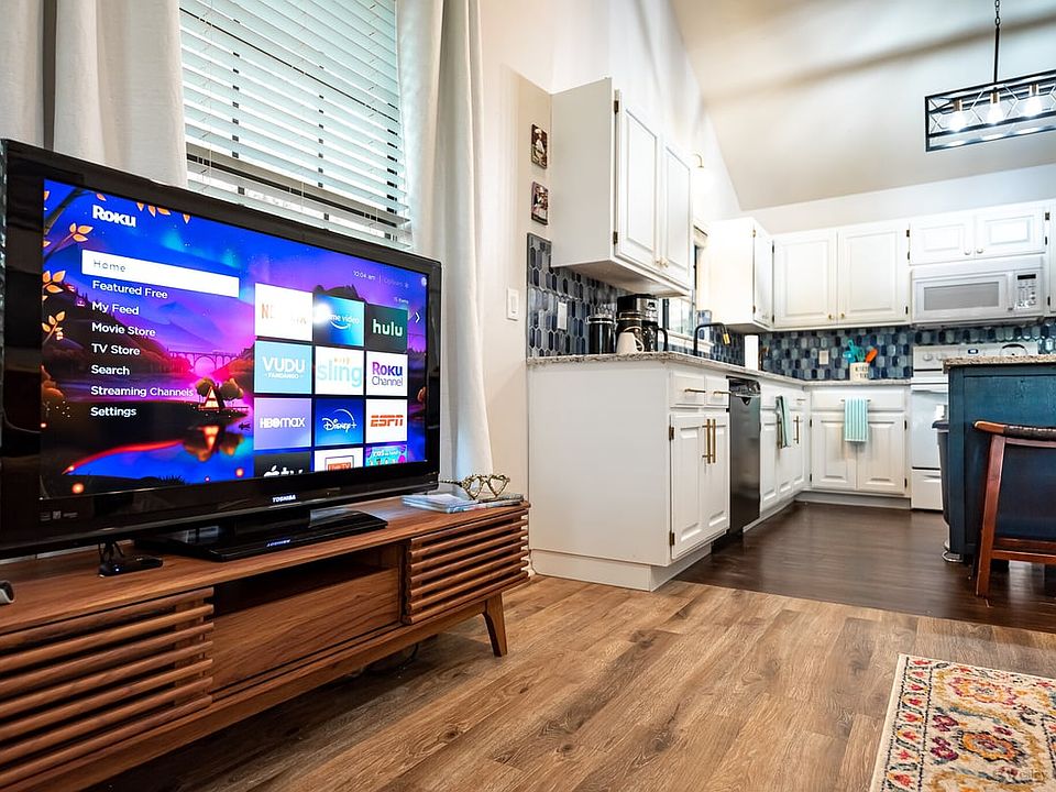 1st image of 28160 Windwood Dr E #2