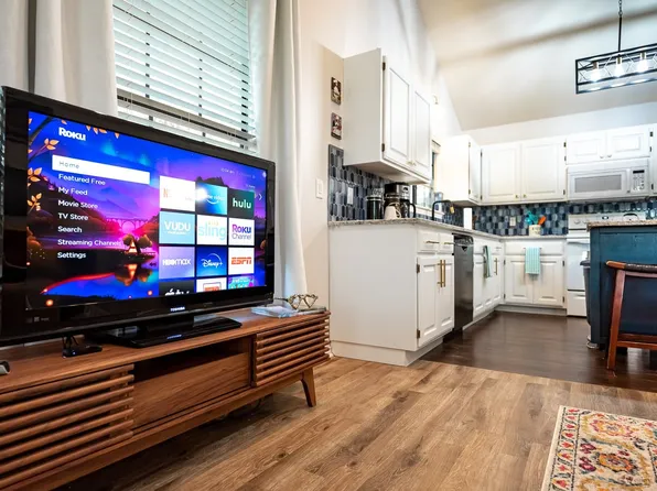 28160 Windwood Dr E #2, Boerne, TX 78006