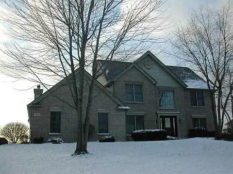 4950 Lohr Rd photo 1