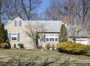 1695 Ramapo Way, Scotch Plains, NJ 07076