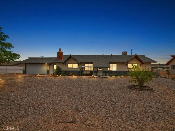 12393 Tonikan Rd, Apple Valley, CA 92308