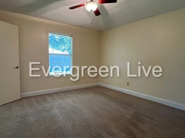 105 Viola Ct — Photo 10