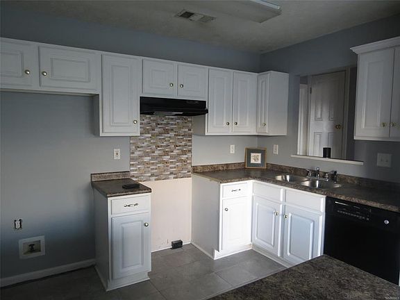 2nd image of 6001 Aldersbrook Ct