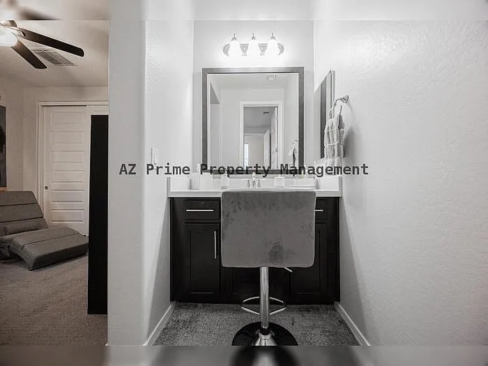 11777 S 51st Dr — Photo 28