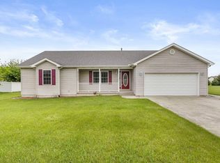 11620 Salyer Dr, Wheatfield, IN