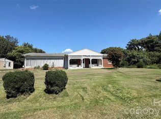 1517 Barcose St SW, Lenoir, NC 28645
