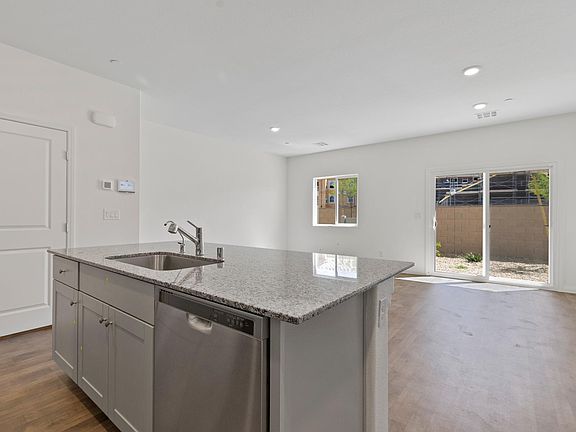 5th image of 4149 Venus Falls Ave