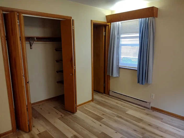 824 Arbor St — Photo 9