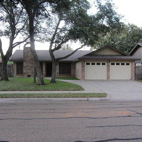 1st image of 206 Alamogordo Dr