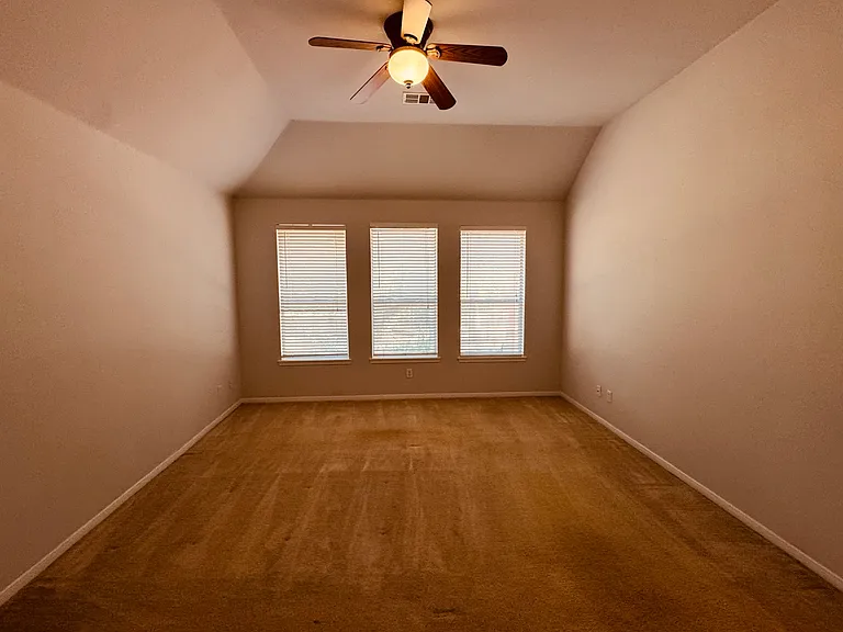 3813 Cedar Ridge Ct — Photo 18