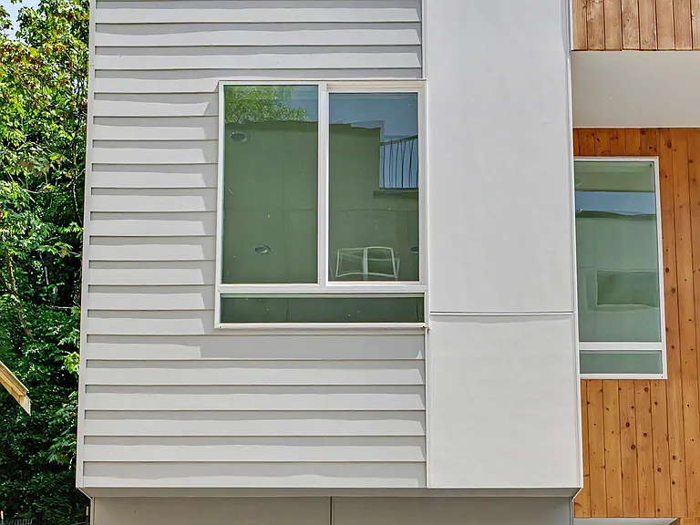 Light and Bright town house in friendly Highland Park neighborhood.