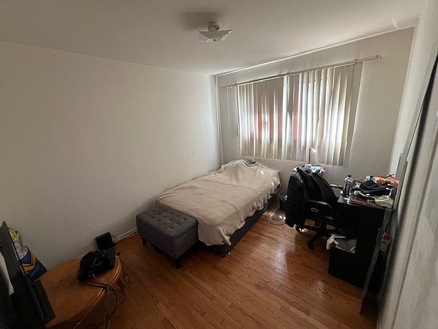 1st image of 3344 Bagley Ave APT 3
