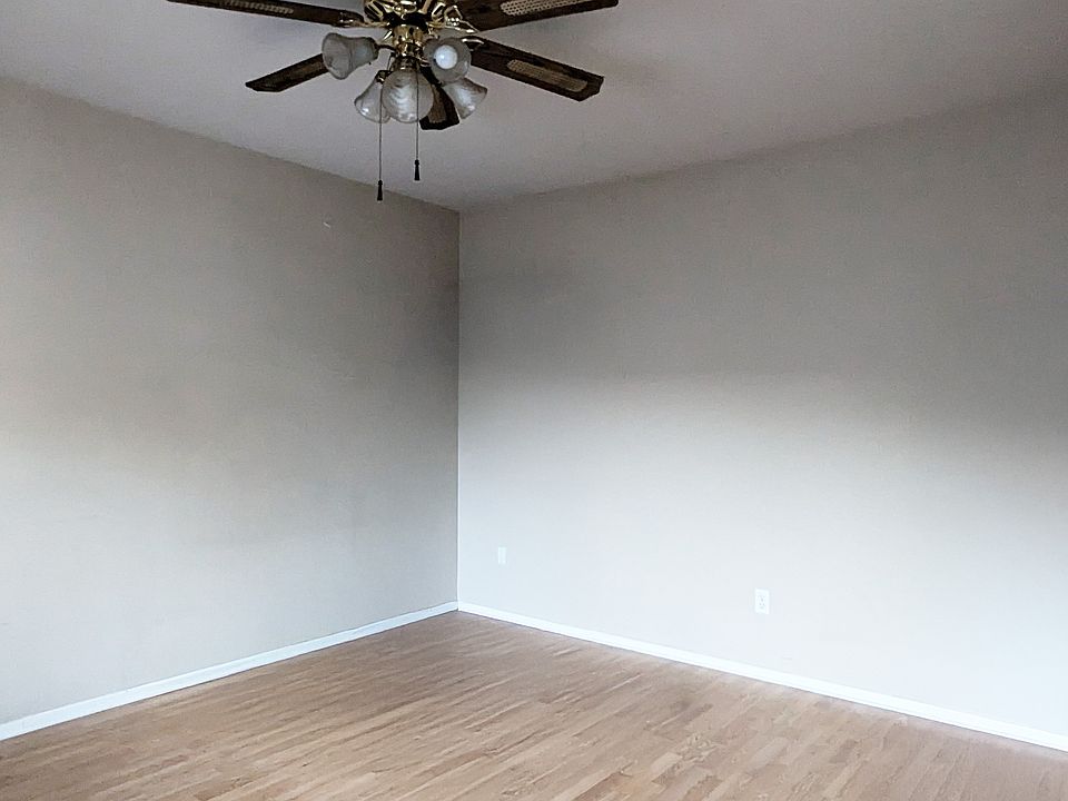 1st image of 3139 Hempstead Ave