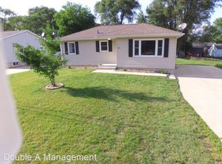 941 Shultz St, Waterloo, IA 50707