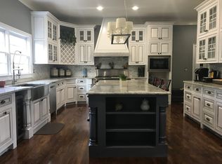 554 Pine Grove Rd, Roswell, GA 30075