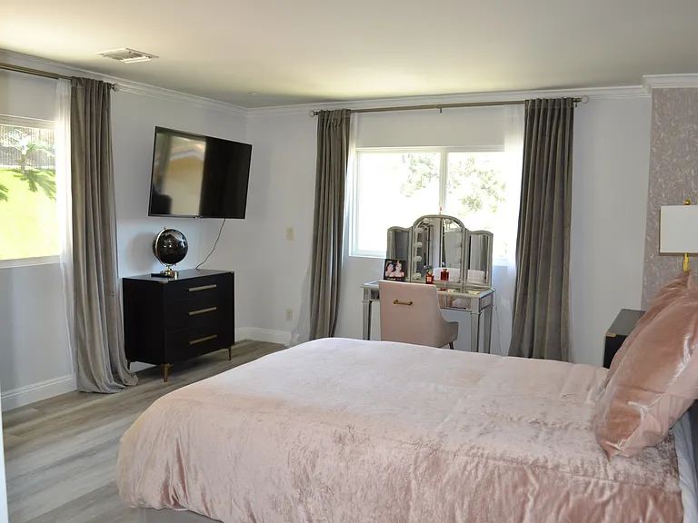 Oakmont View Dr — Photo 43