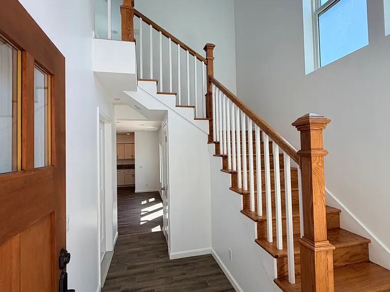 2640 Pickens Ave — Photo 2