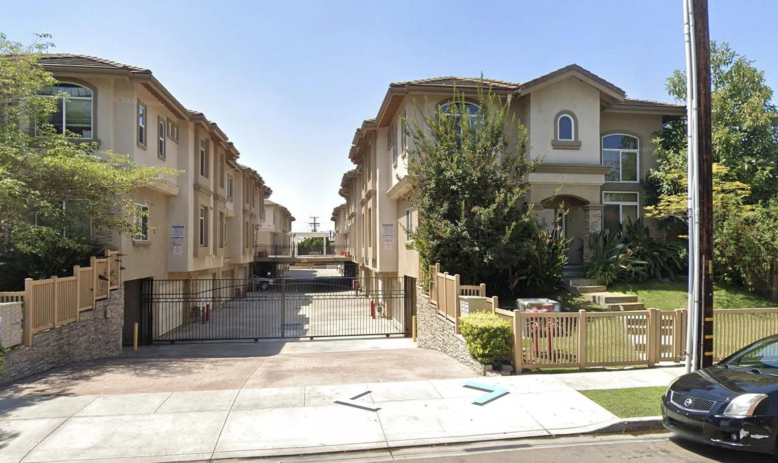 Elm Vista Dr, Downey — Photo 2