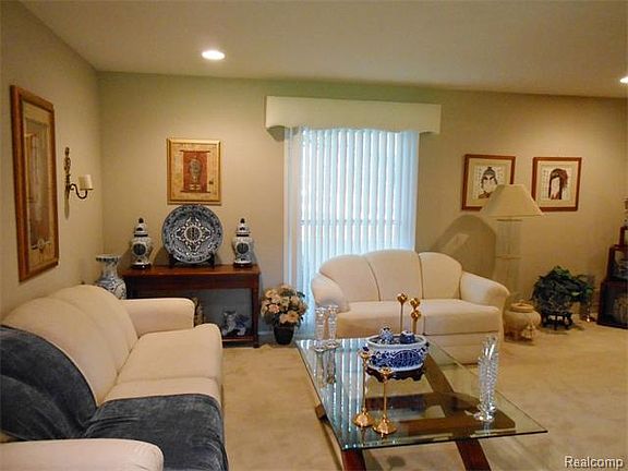 5th image of 5976 Red Coat Ln