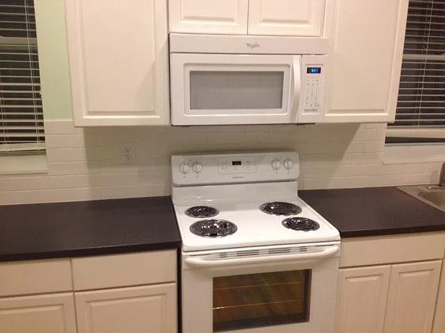 412 Kensington Ct #3 — Photo 9