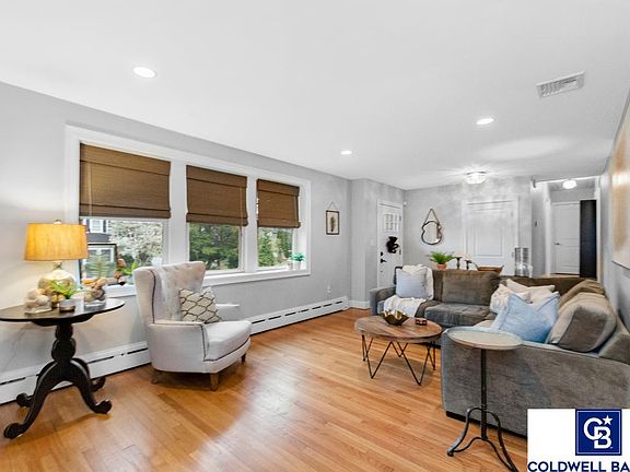 3rd image of 6 Risley Rd