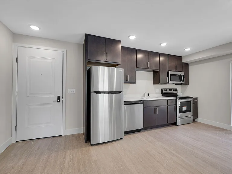 707 Springfield Ave — Photo 8