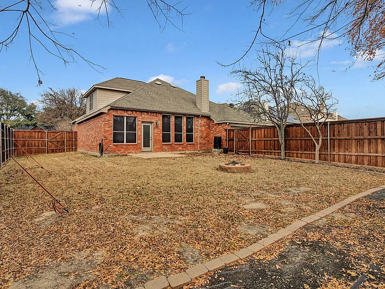 6005 Pine Meadow Ln — Photo 3